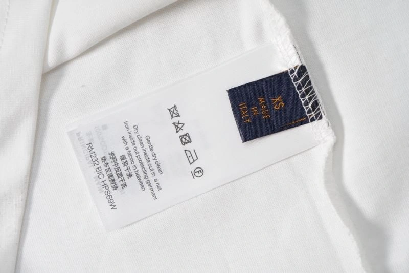 Affordable Louis Vuitton T-Shirts 138434