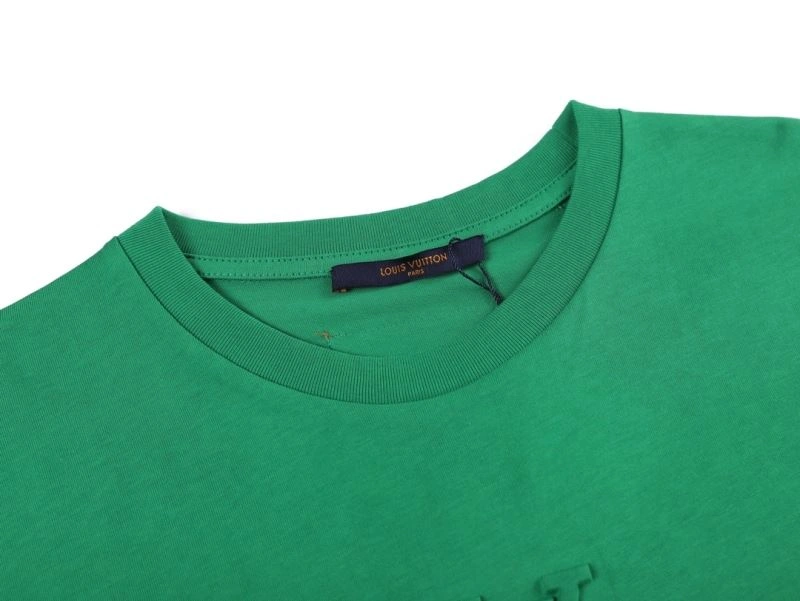 Louis Vuitton T-Shirts Resilient 138433