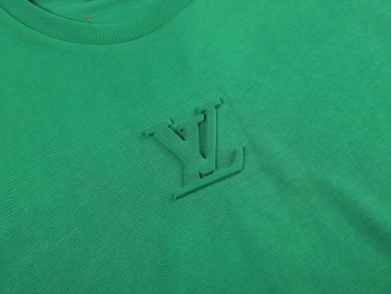 Louis Vuitton T-Shirts Resilient 138433