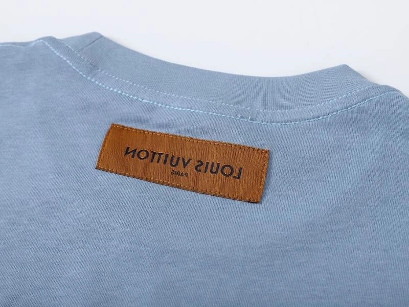 Louis Vuitton T-Shirts WeatherProof 138439
