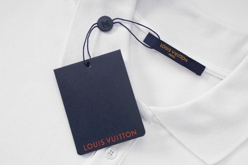 Louis Vuitton T-Shirts Chic 138430