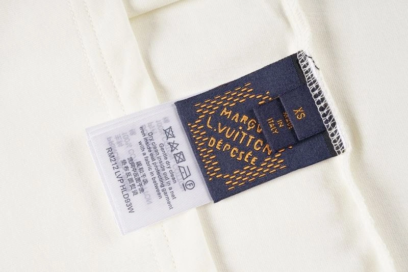 Louis Vuitton T-Shirts TechFriendly 138427