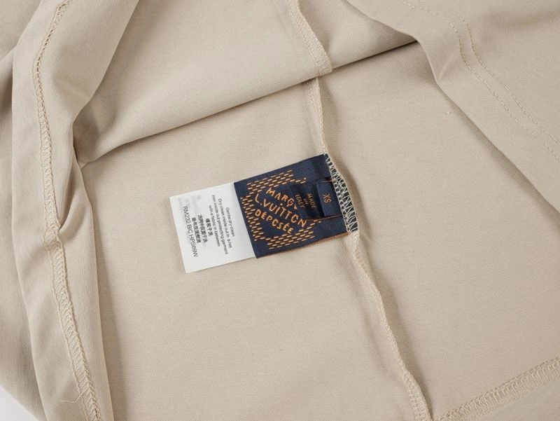 SmoothTexture Louis Vuitton T-Shirts 138423