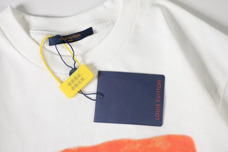 Louis Vuitton T-Shirts TechFriendly 138419