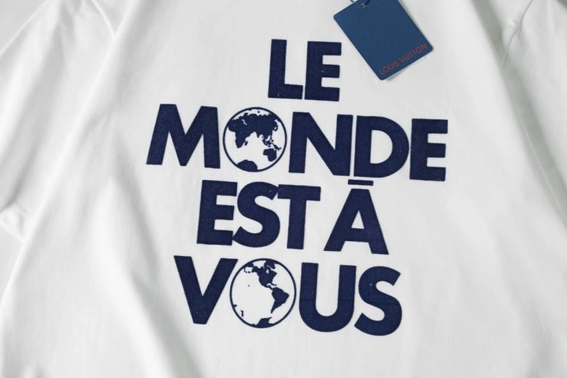 Durable Louis Vuitton T-Shirts 138441