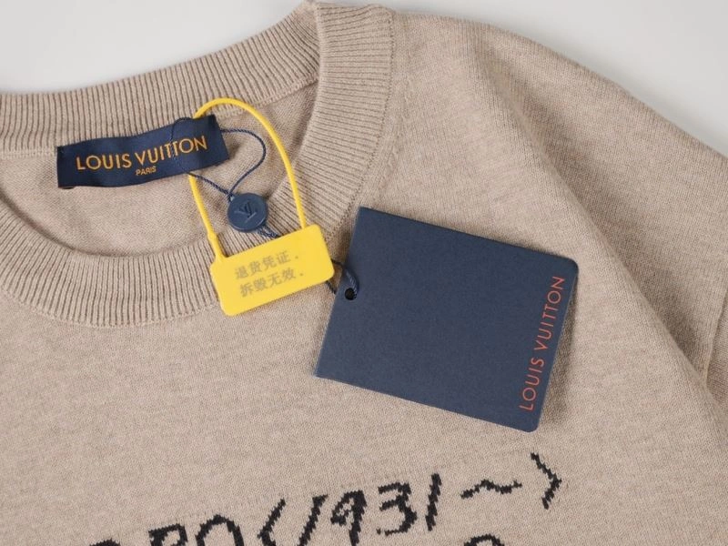Louis Vuitton T-Shirts Modern 138408