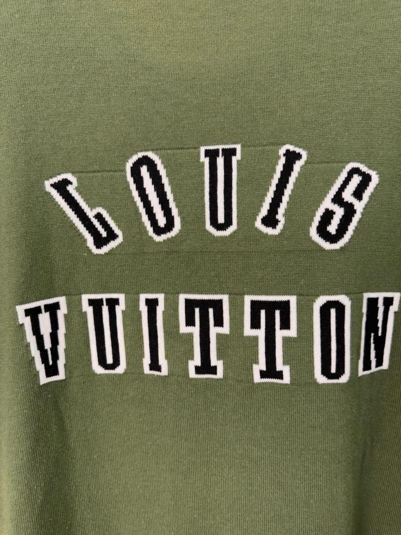 Lightweight Louis Vuitton T-Shirts 138407