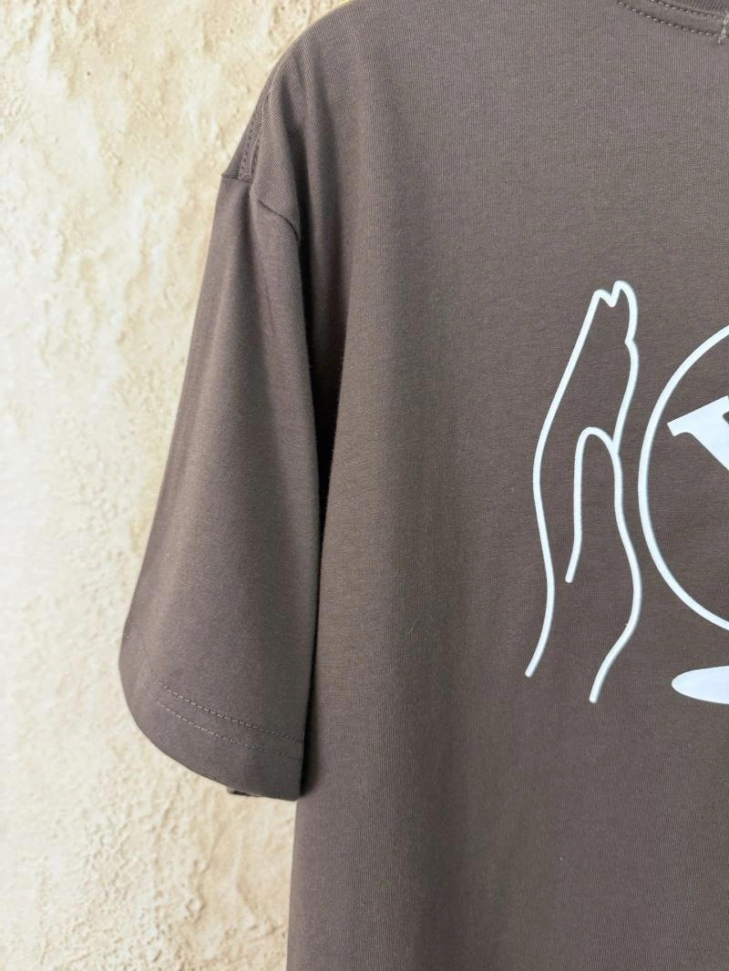 Louis Vuitton T-Shirts Snug 138404