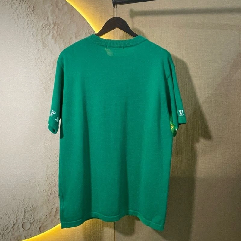 ZipUp Louis Vuitton T-Shirts 138393