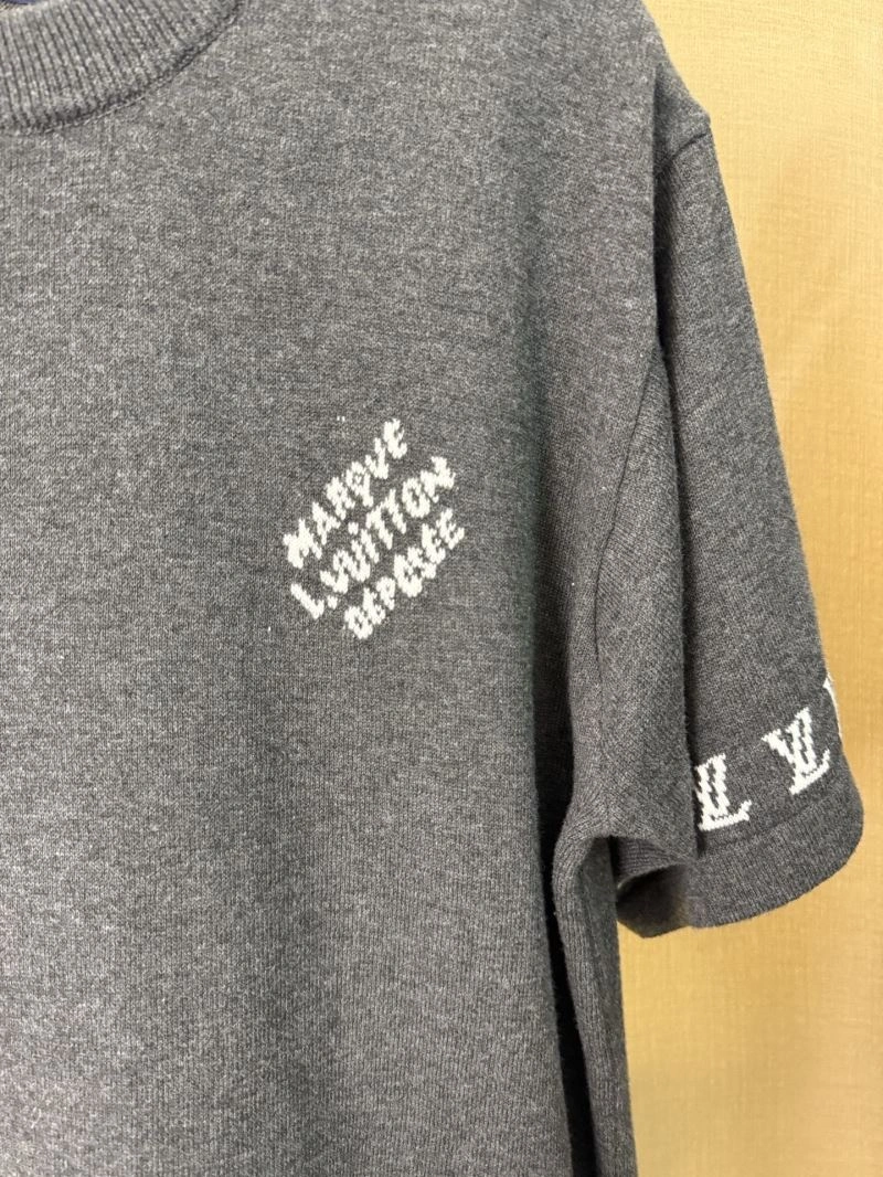 Louis Vuitton T-Shirts Trendsetting 138406