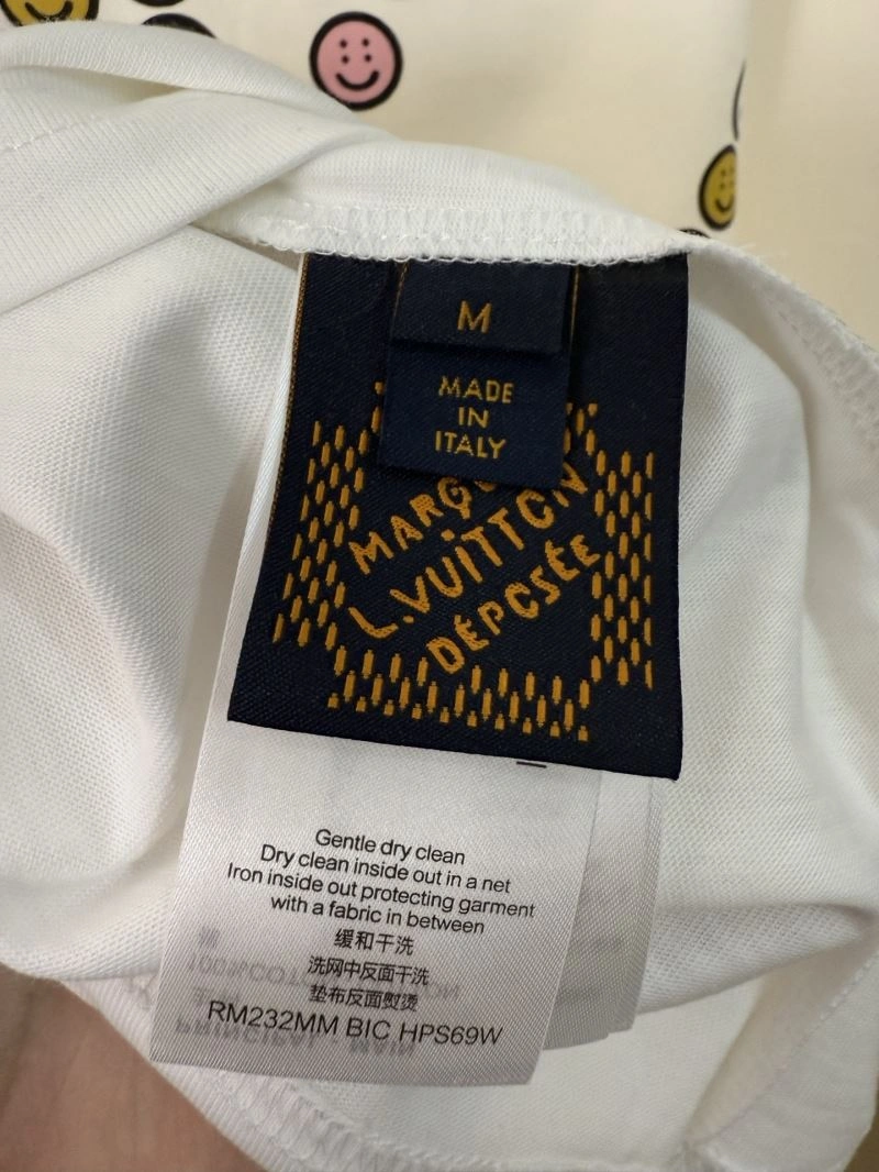 Louis Vuitton T-Shirts Stylish 138392