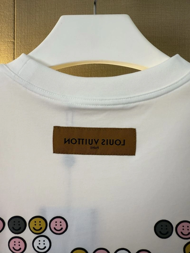 Louis Vuitton T-Shirts Stylish 138392