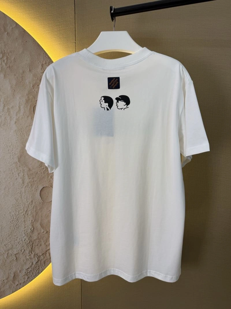 Louis Vuitton T-Shirts Sporty 138395