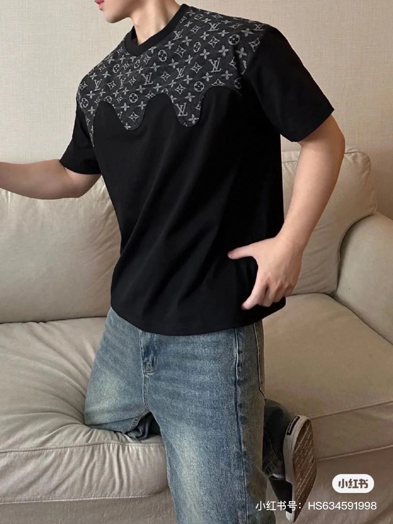 Louis Vuitton T-Shirts Lightweight 138386