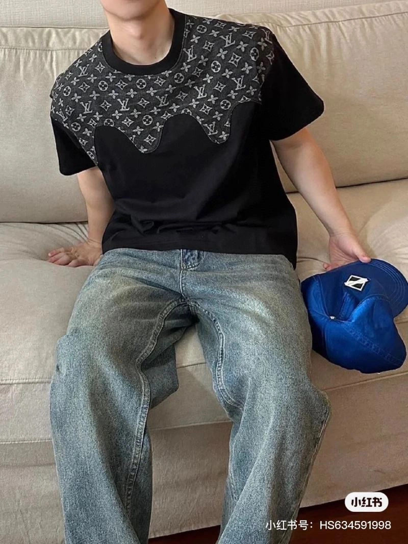 Louis Vuitton T-Shirts Lightweight 138386