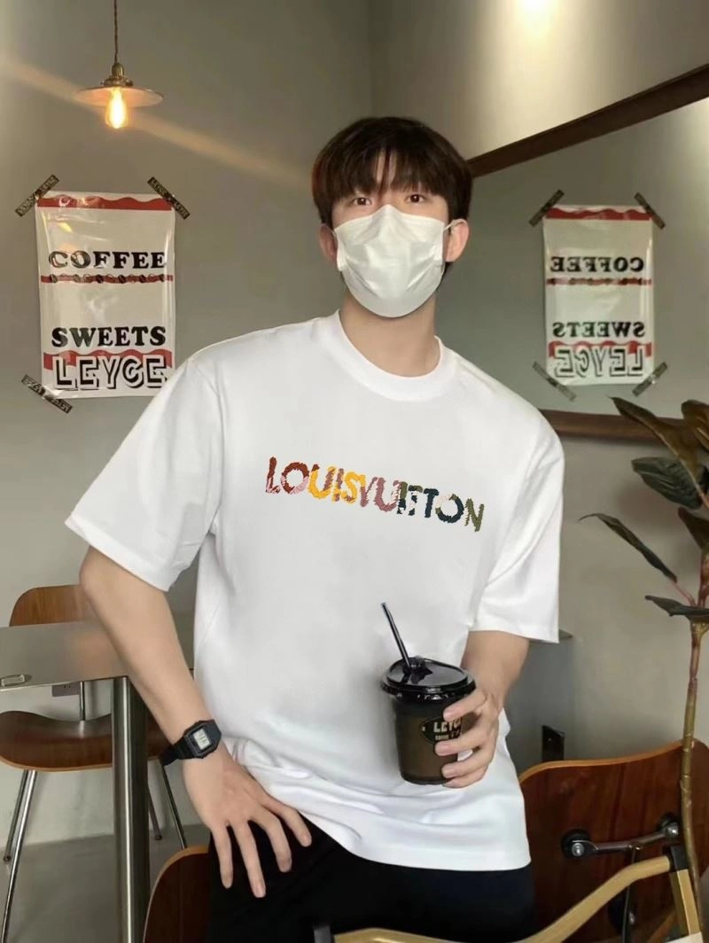 Louis Vuitton T-Shirts WellDesigned 138384