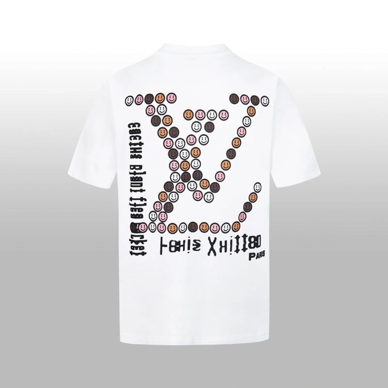 UrbanChic Louis Vuitton T-Shirts 138385