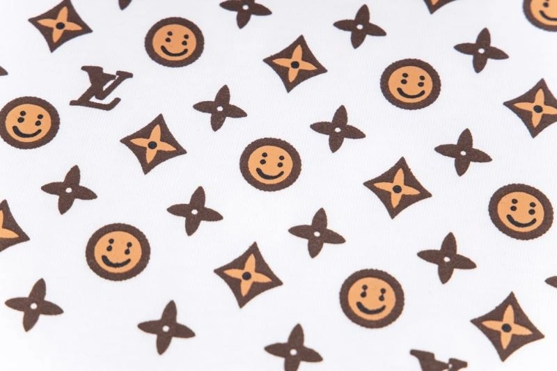 UrbanChic Louis Vuitton T-Shirts 138385