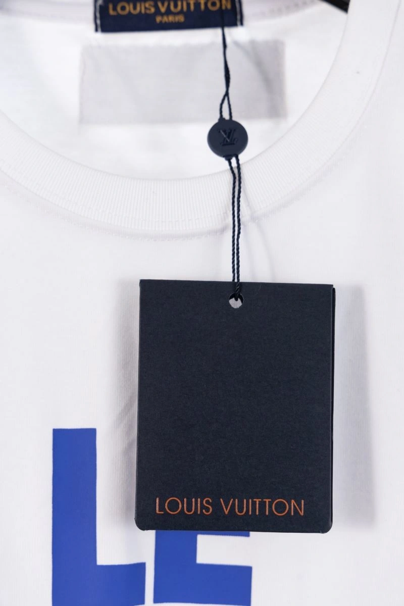 Louis Vuitton T-Shirts Sophisticated 138389