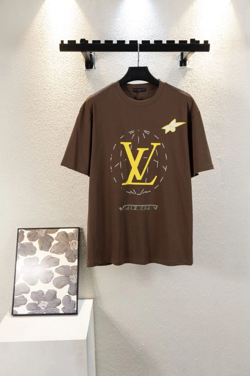 Lightweight Louis Vuitton T-Shirts 138388