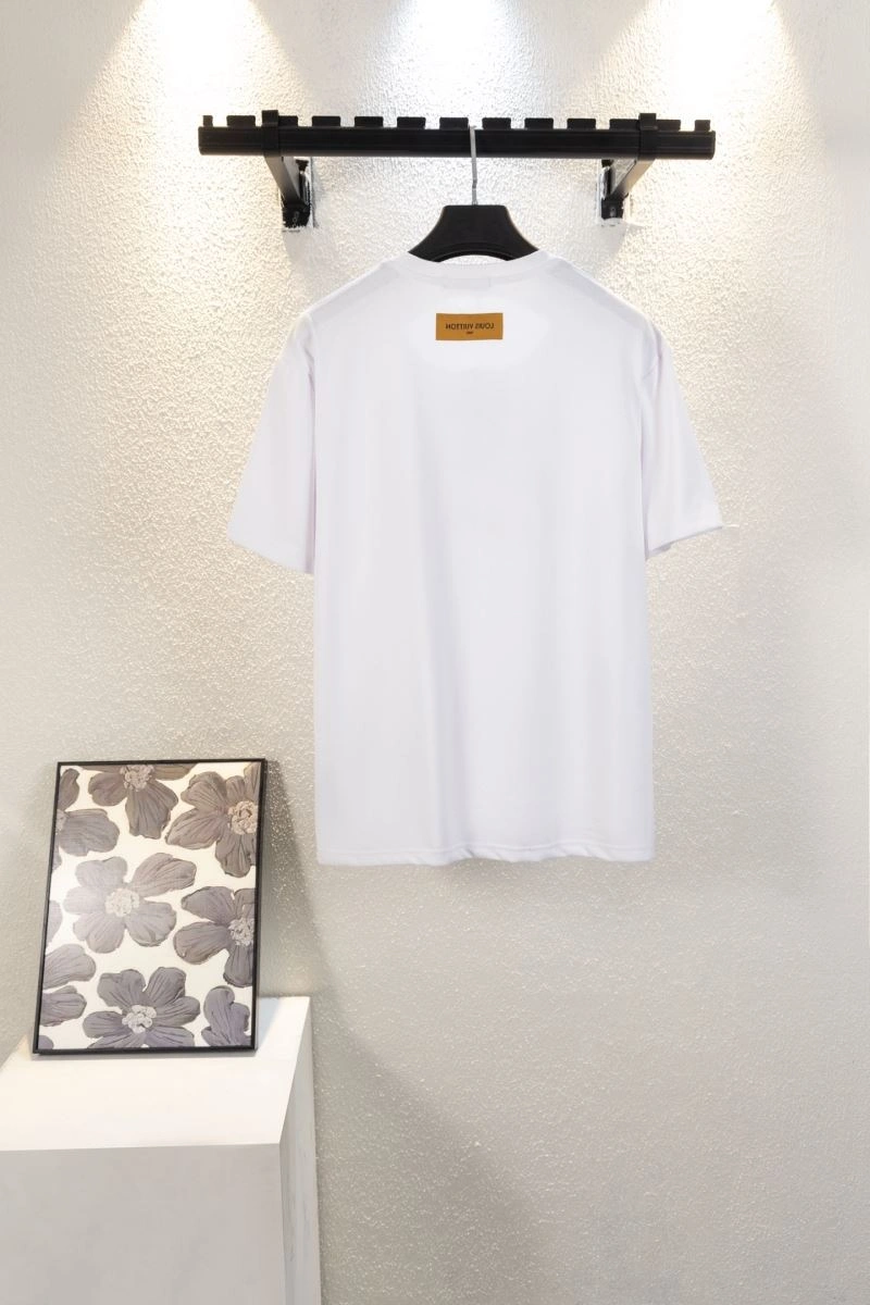 Louis Vuitton T-Shirts FashionForward 138379