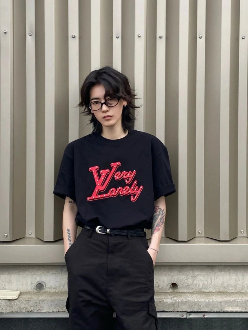 Louis Vuitton T-Shirts FashionForward 138379