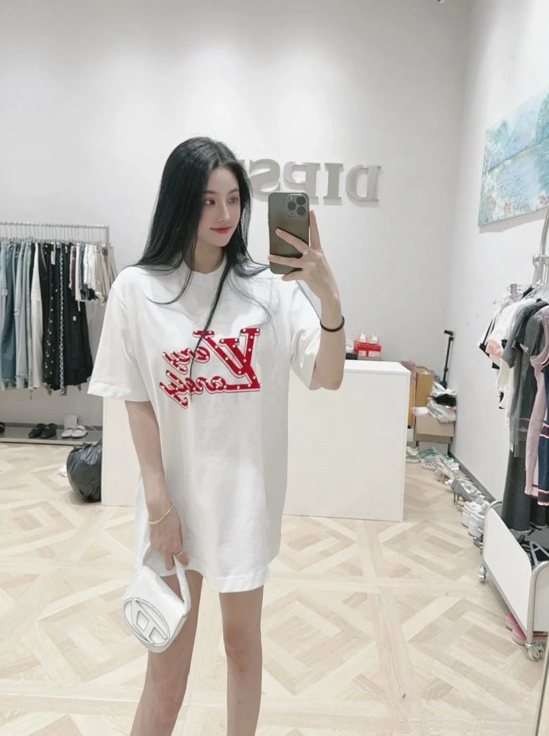 Louis Vuitton T-Shirts FashionForward 138379