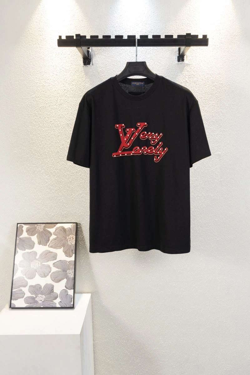 HighQuality Louis Vuitton T-Shirts 138378