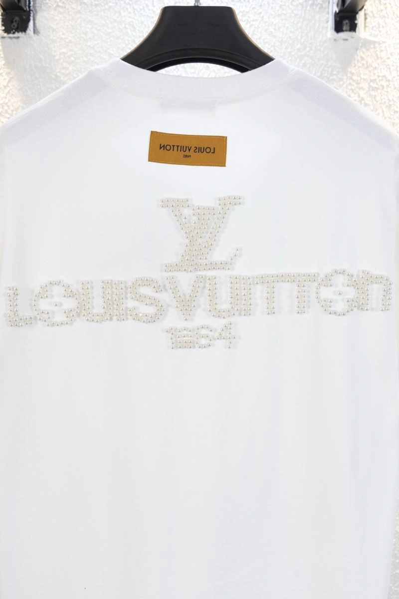 UrbanChic Louis Vuitton T-Shirts 138372