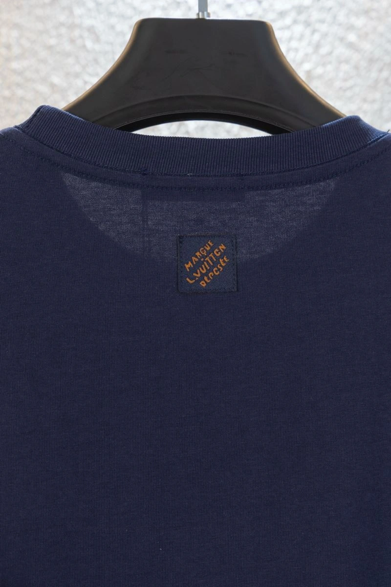 ModernLook Louis Vuitton T-Shirts 138369