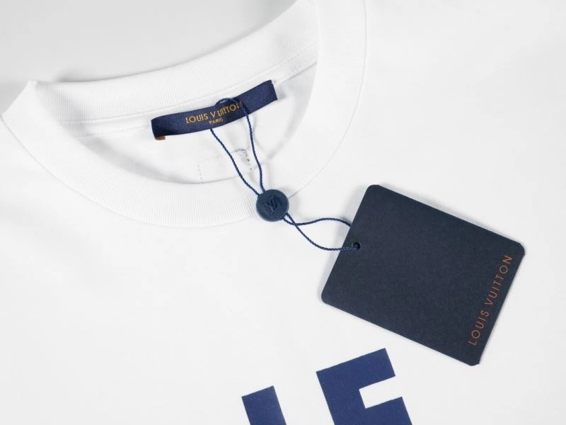 Bold Louis Vuitton T-Shirts 138368