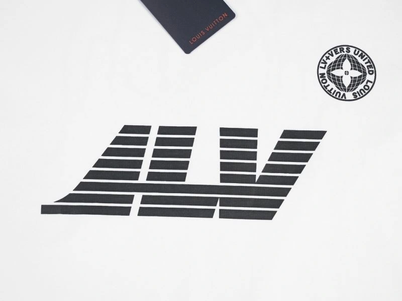 Louis Vuitton T-Shirts Functional 138373