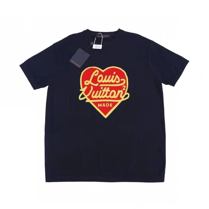 Contemporary Louis Vuitton T-Shirts 138361