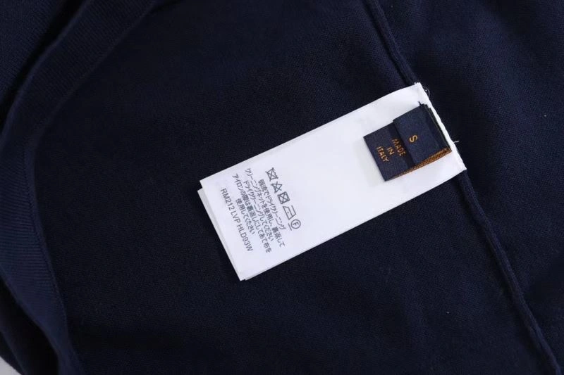 Contemporary Louis Vuitton T-Shirts 138361
