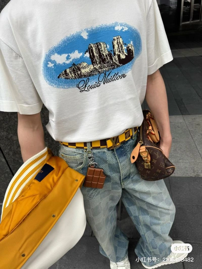 Louis Vuitton T-Shirts GoodFit 138366