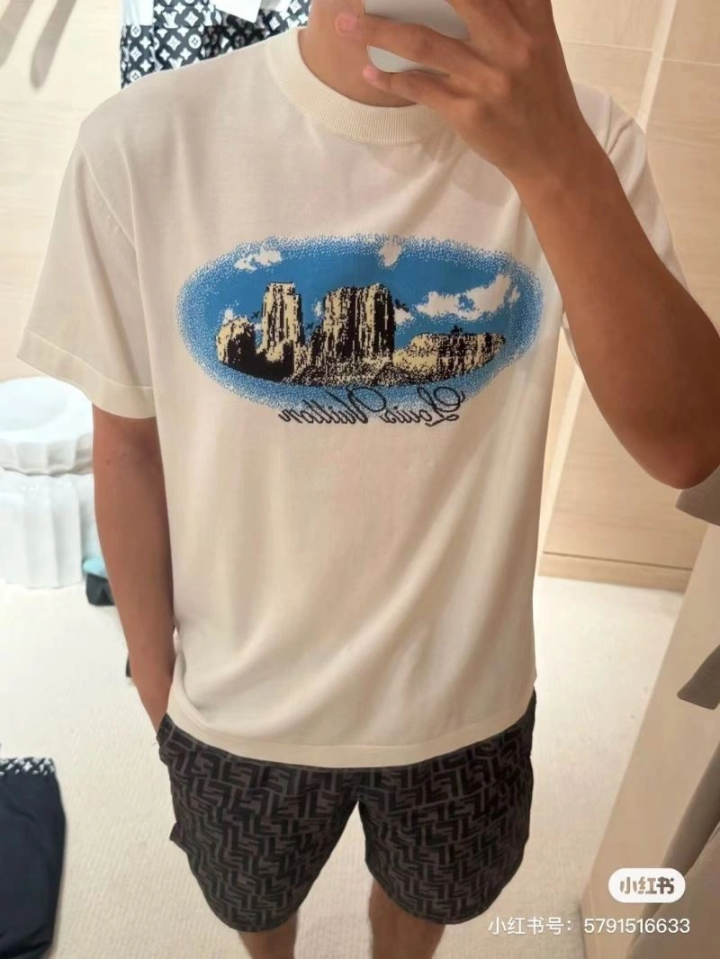 Louis Vuitton T-Shirts GoodFit 138366
