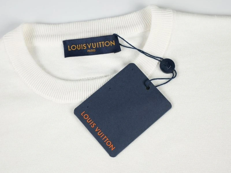 Louis Vuitton T-Shirts Lightweight 138364