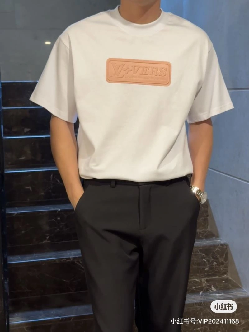 Louis Vuitton T-Shirts Lightweight 138364