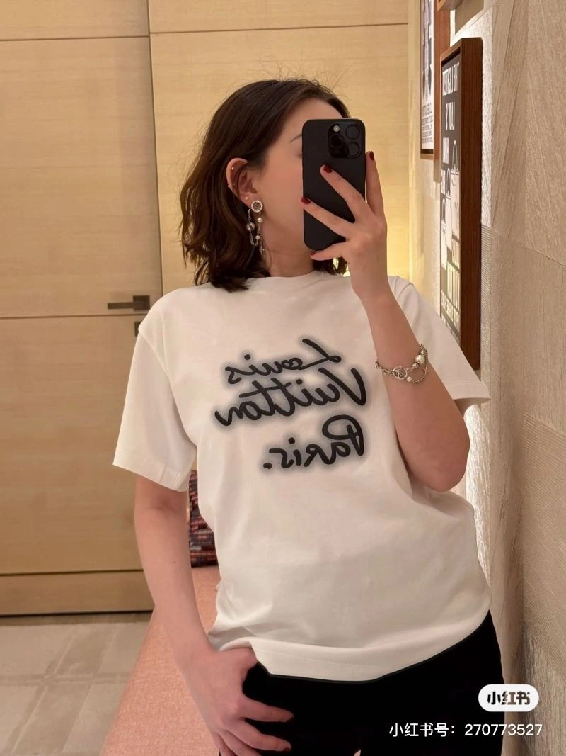 Louis Vuitton T-Shirts EasyMatch 138352