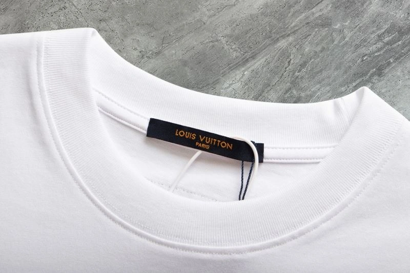 Upgraded Louis Vuitton T-Shirts 138346