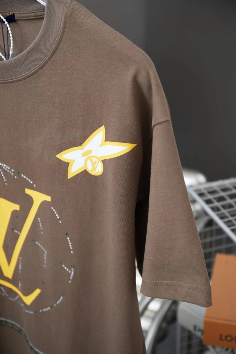 Stylish Louis Vuitton T-Shirts 138338