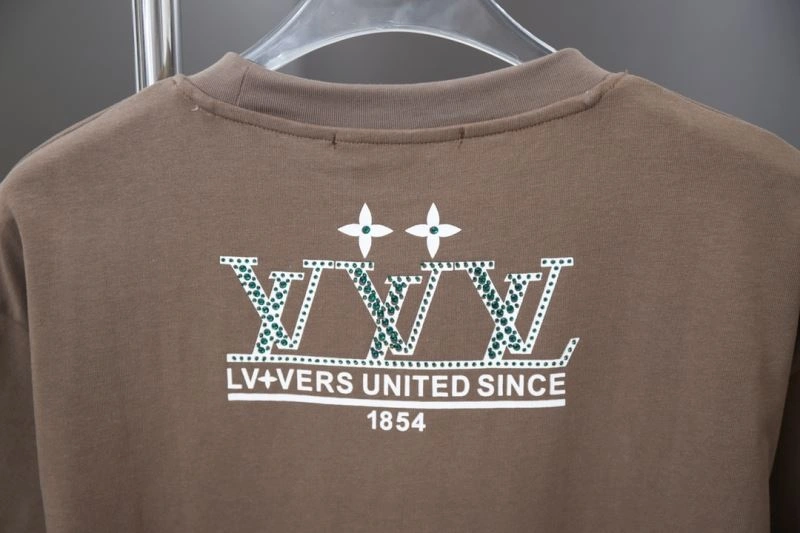 Stylish Louis Vuitton T-Shirts 138338