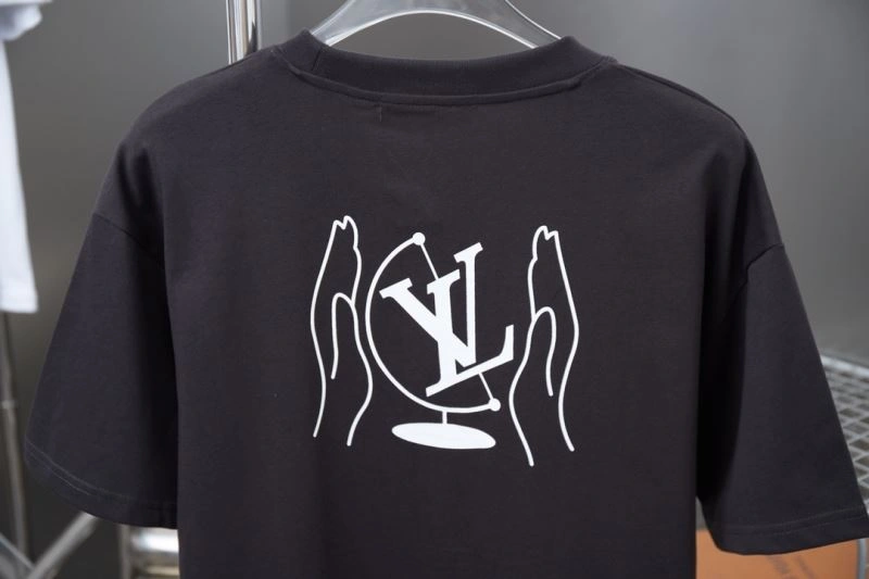 Louis Vuitton T-Shirts Vibrant 138336
