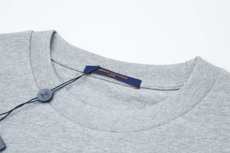 Louis Vuitton T-Shirts Supportive 138330