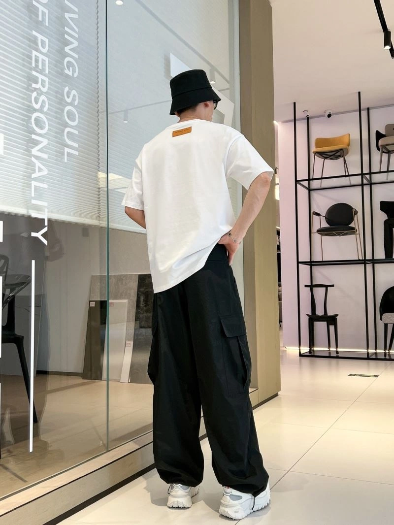 Louis Vuitton T-Shirts Sporty 138331