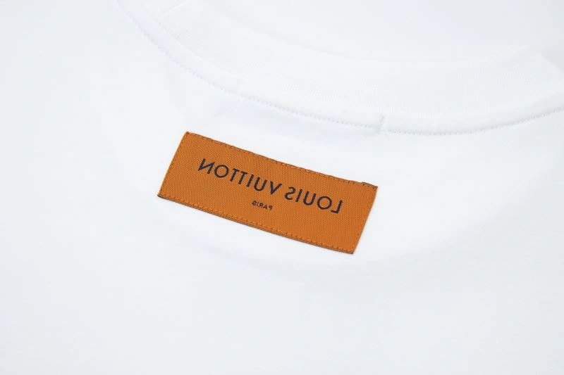 Louis Vuitton T-Shirts Bright 138332