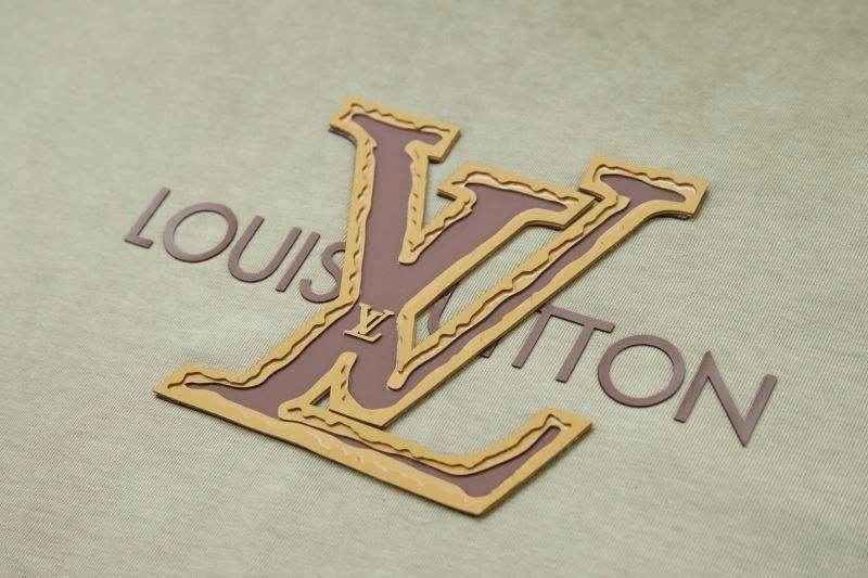 Thermal Louis Vuitton T-Shirts 138329