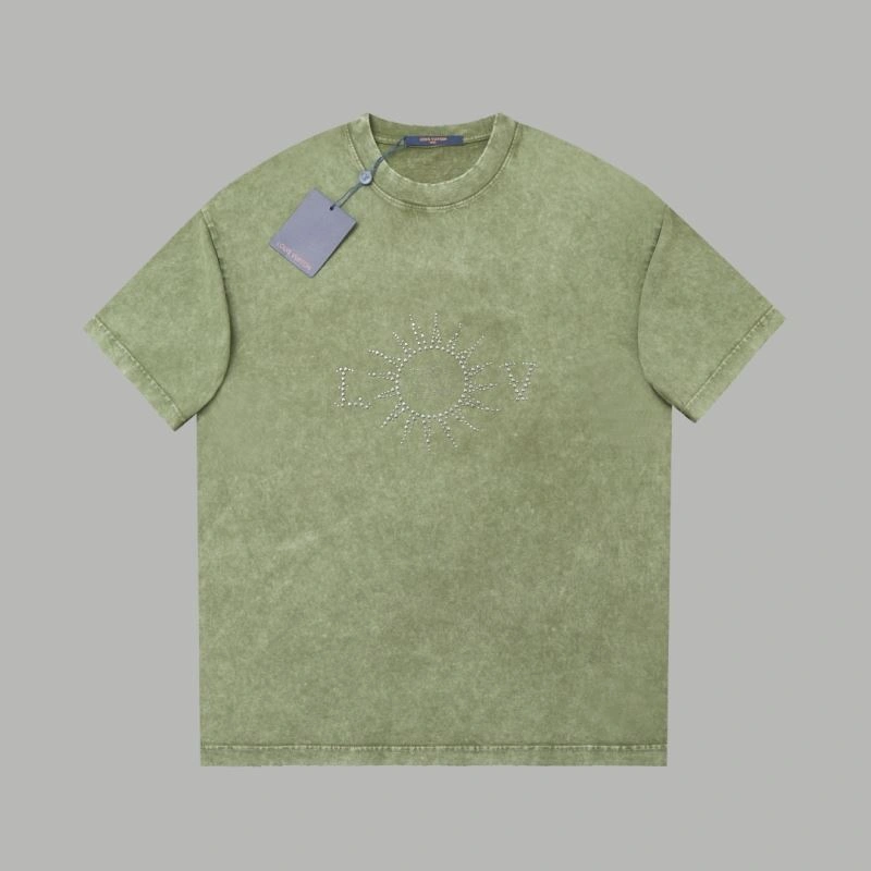 Bold Louis Vuitton T-Shirts 138323