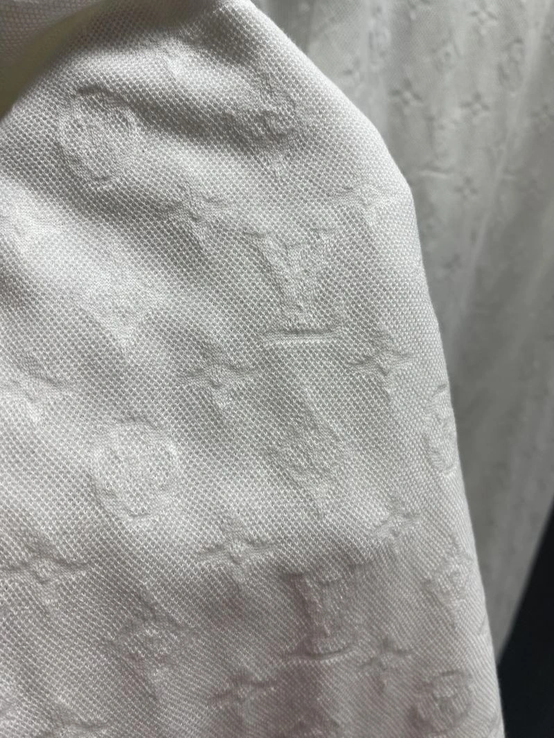 Louis Vuitton T-Shirts Sporty 138308