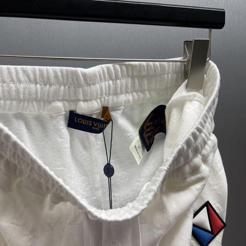 Louis Vuitton T-Shirts Sporty 138308